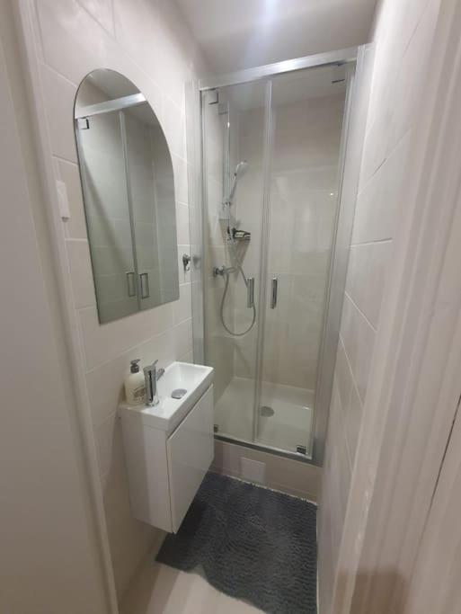 Appartement T2 Aux Portes De Paris Asnières Buitenkant foto
