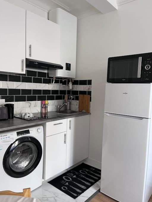 Appartement T2 Aux Portes De Paris Asnières Buitenkant foto